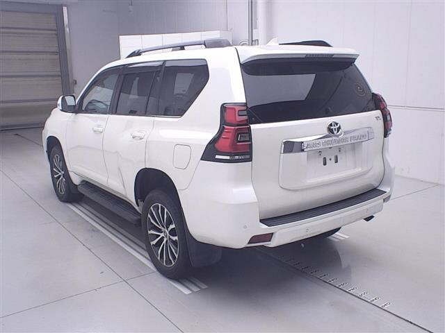 Toyota LAND CRUISER PRADO 2021 8084991-1