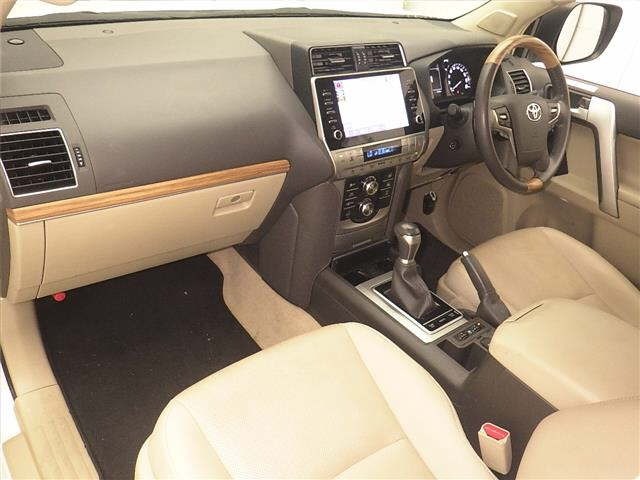 Toyota LAND CRUISER PRADO 2023 8084992-4
