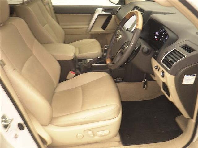 Toyota LAND CRUISER PRADO 2023 8084992-5