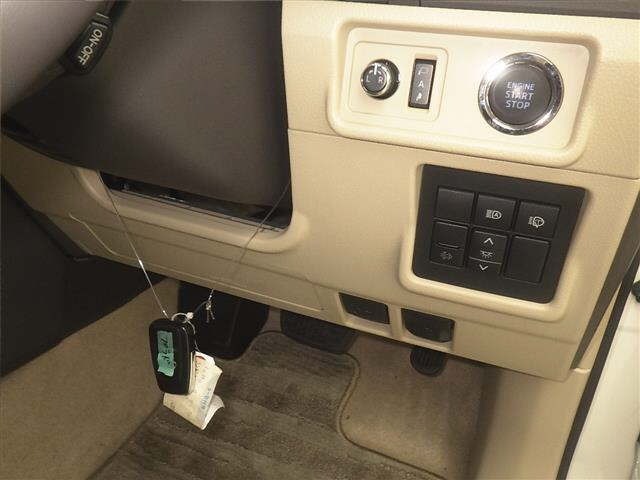 Toyota LAND CRUISER PRADO 2022 8084995-8