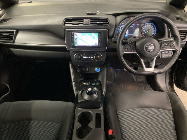 Nissan LEAF 2021 8085086-3