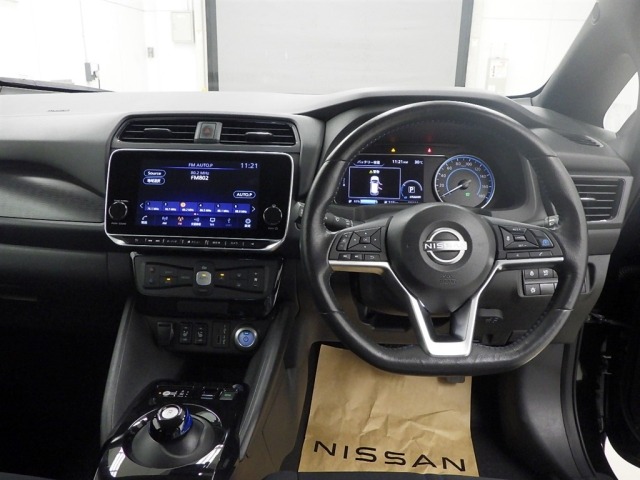 Nissan LEAF 2022 8085093-5