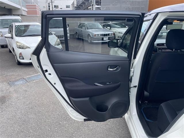 Nissan LEAF 2017 8085194-20