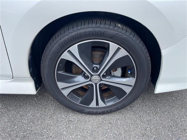Nissan LEAF 2017 8085194-5