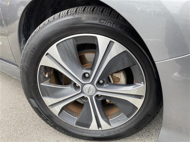 Nissan LEAF 2018 8085285-11