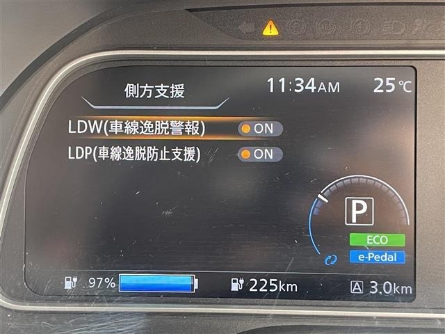 Nissan LEAF 2018 8085285-17