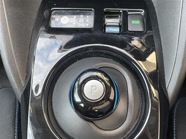 Nissan LEAF 2022 8085300-3