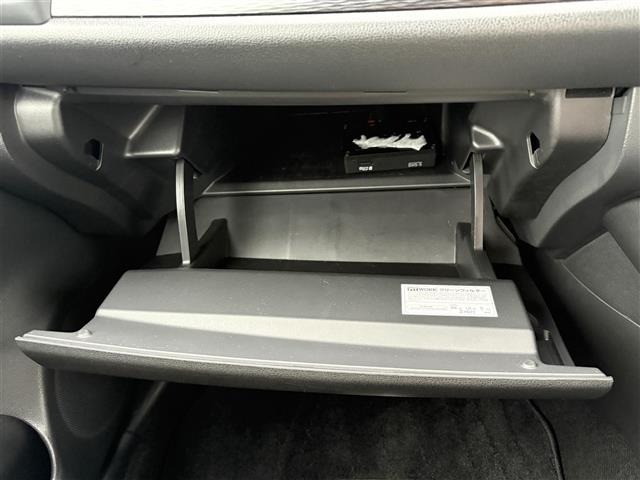 Nissan LEAF 2022 8085302-5
