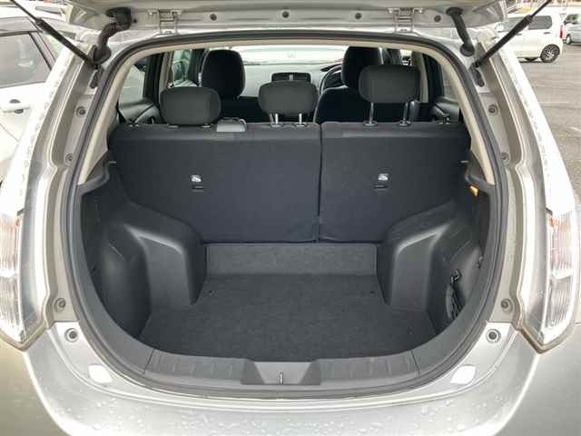 Nissan LEAF 2016 8085306-10