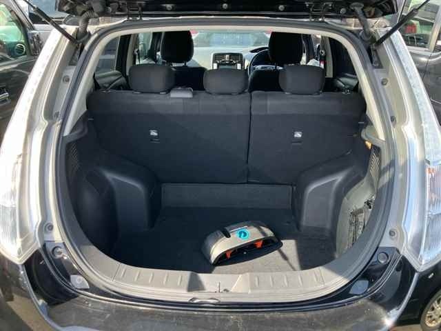 Nissan LEAF 2016 8085307-10