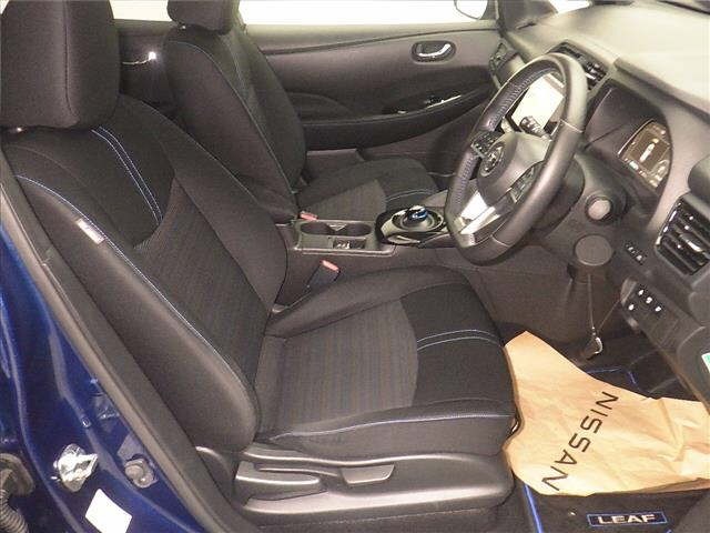 Nissan LEAF 2020 8085309-5