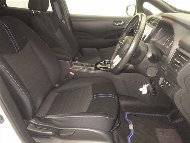 Nissan LEAF 2020 8085310-5