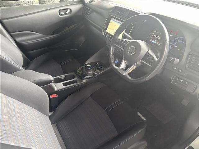 Nissan LEAF 2021 8085311-3