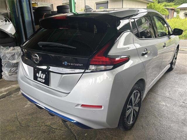 Nissan LEAF 2021 8085312-1