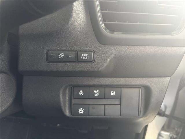 Nissan LEAF 2021 8085312-11