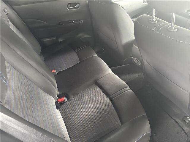 Nissan LEAF 2021 8085312-14