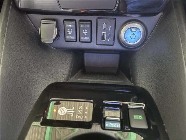 Nissan LEAF 2021 8085312-9