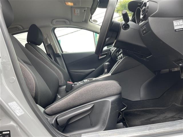 Mazda MAZDA2 2023 8080971-6