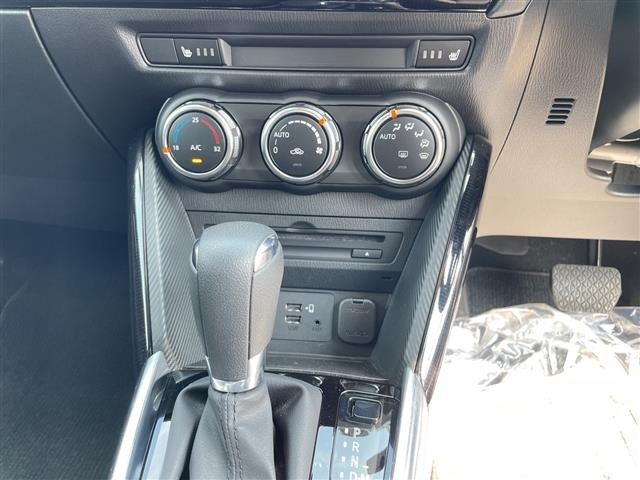 Mazda MAZDA2 2021 8081004-3