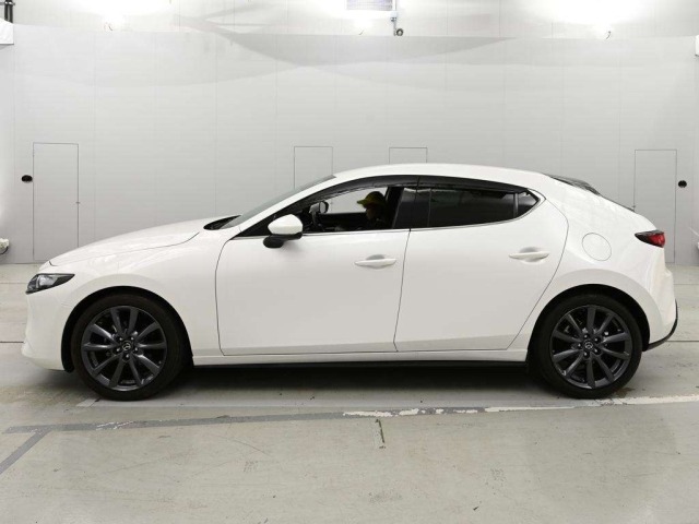 Mazda MAZDA3 2023 8080203-4