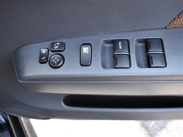 Nissan MOCO 2012 8077237-4