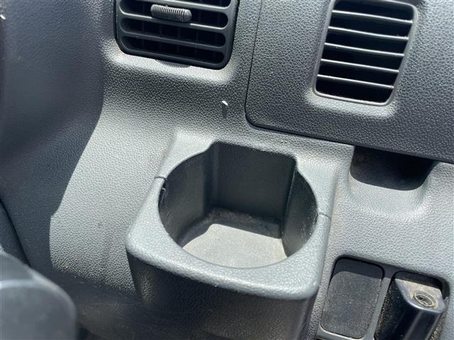 Toyota PIXIS VAN 2017 8086159-11