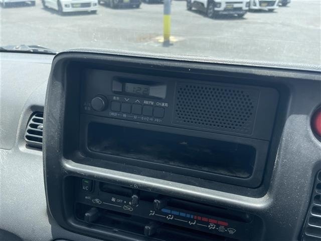 Toyota PIXIS VAN 2017 8086159-16