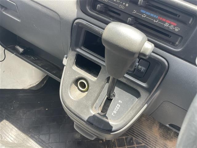 Toyota PIXIS VAN 2017 8086159-22