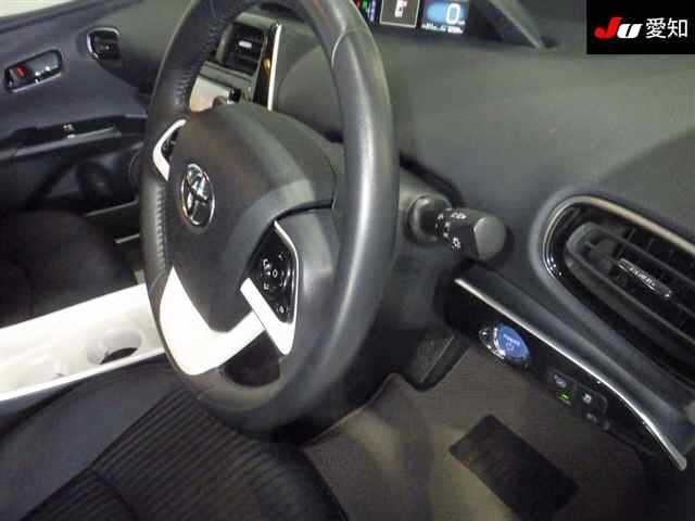 Toyota PRIUS 2017 8082747-5