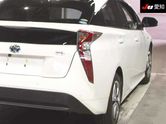 Toyota PRIUS 2017 8082747-8