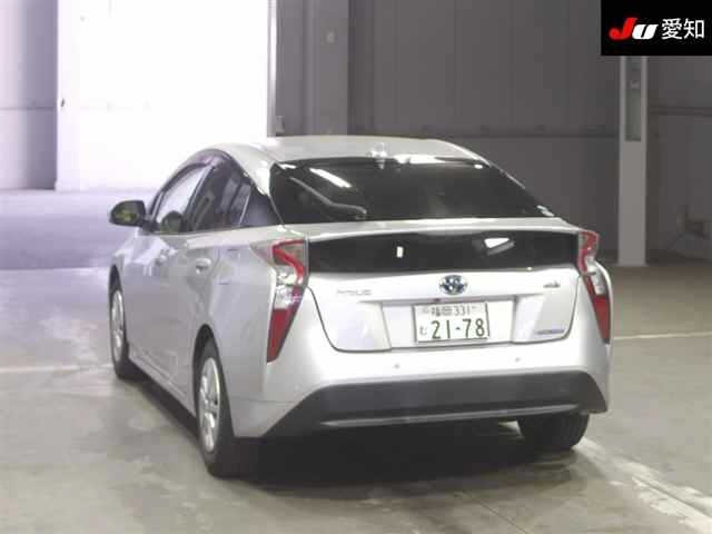 Toyota PRIUS 2017 8082761-1