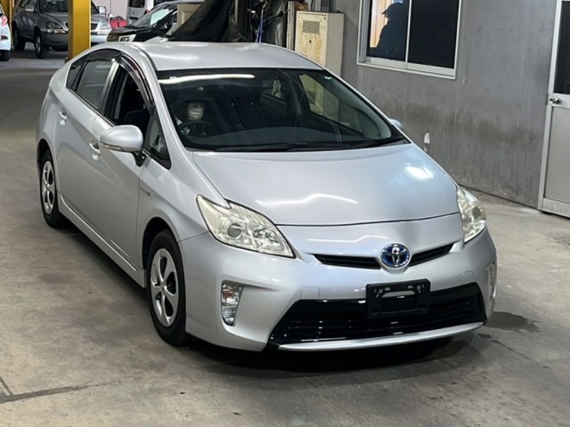 Toyota PRIUS 2013 8083002-4