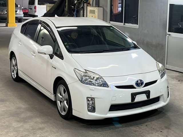 Toyota PRIUS 2011 8083003-4