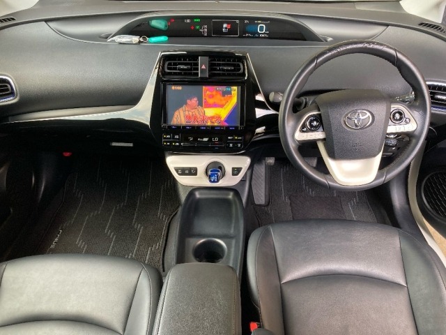 Toyota PRIUS 2017 8083018-3