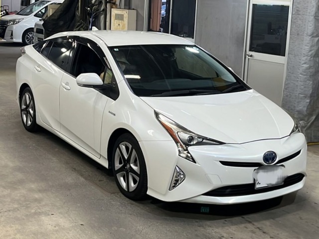 Toyota PRIUS 2017 8083018-4
