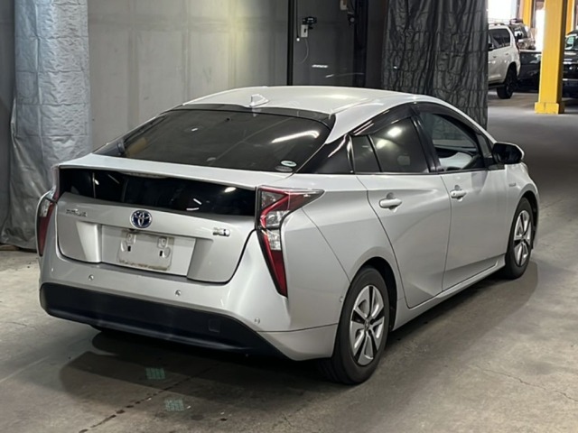 Toyota PRIUS 2017 8083079-5