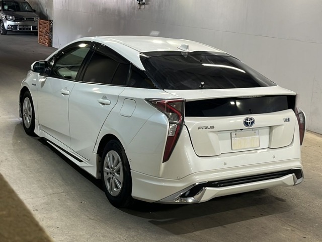 Toyota PRIUS 2017 8083098-1