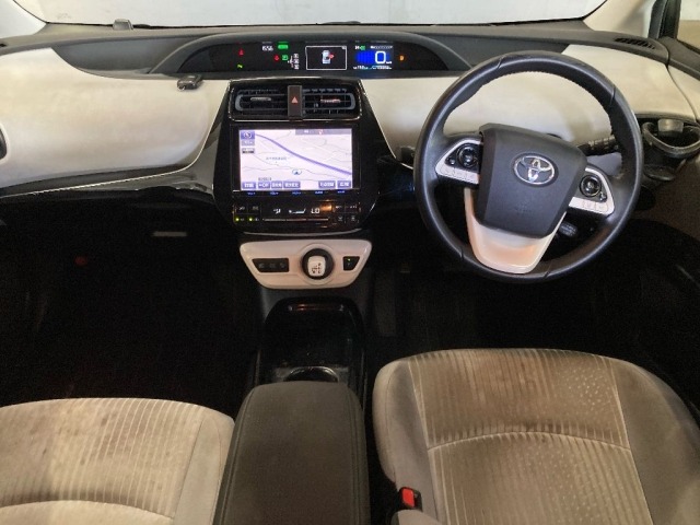 Toyota PRIUS 2017 8083098-3