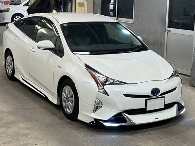 Toyota PRIUS 2017 8083098-4