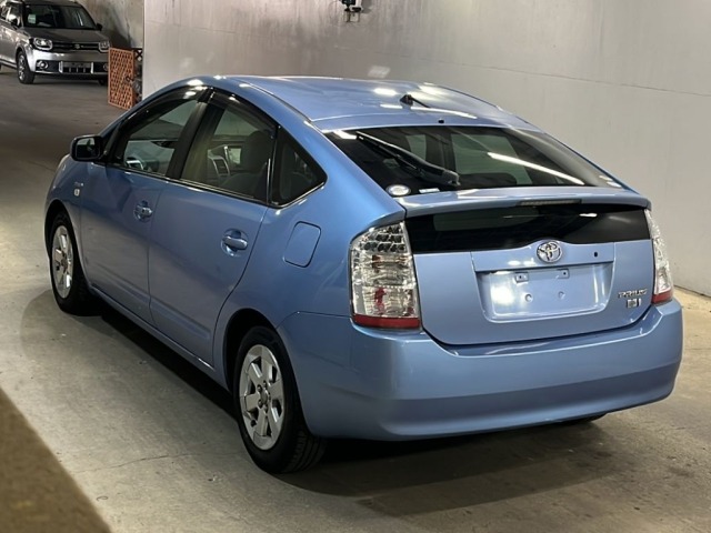 Toyota PRIUS 2007 8083105-1