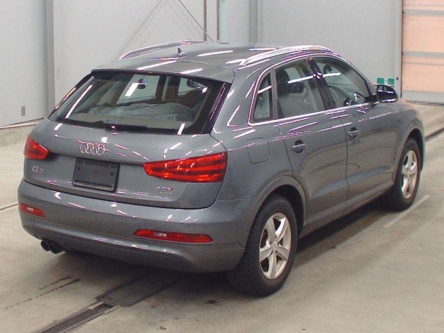 Audi Q3 2013 8079149-1