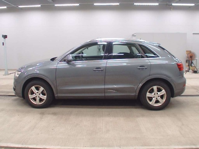 Audi Q3 2013 8079149-4