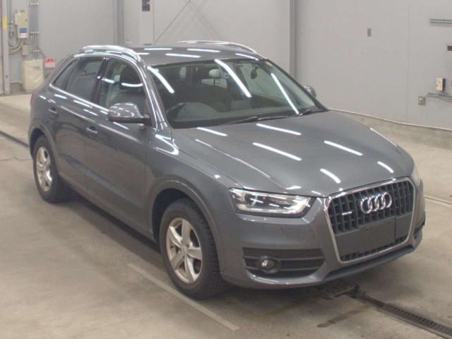 Audi Q3 2013 8079149-5