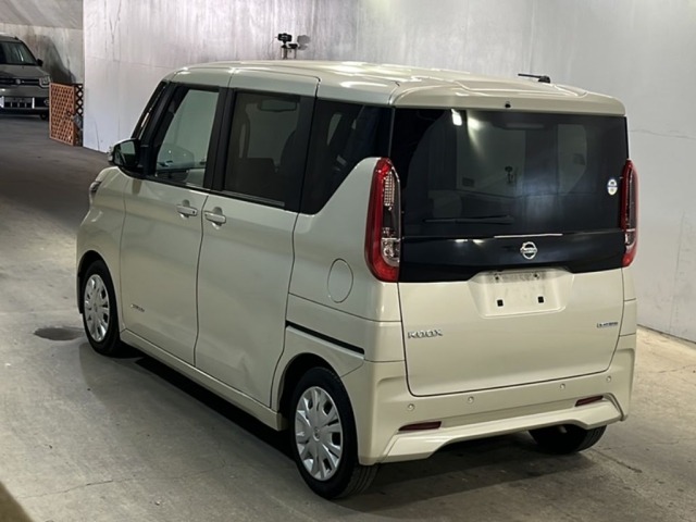 Nissan ROOX 2022 8077950-1