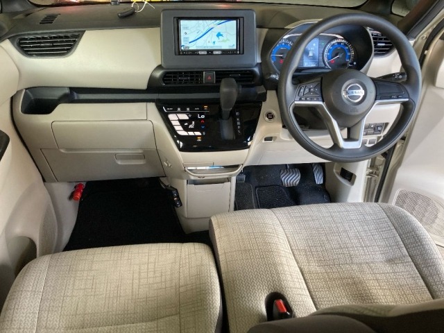 Nissan ROOX 2022 8077950-3