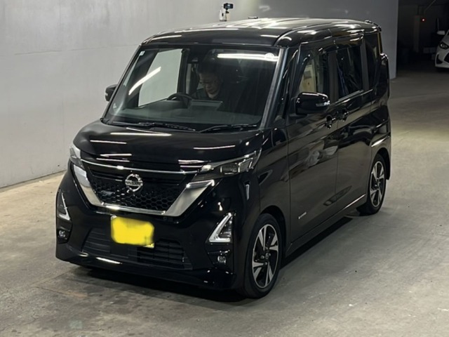 Nissan ROOX 2021 8077964-0