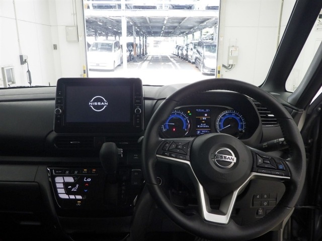 Nissan ROOX 2022 8077982-5