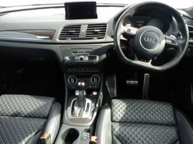 Audi RS Q3 2015 8086349-3
