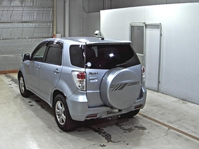 Toyota RUSH 2015 8084580-1