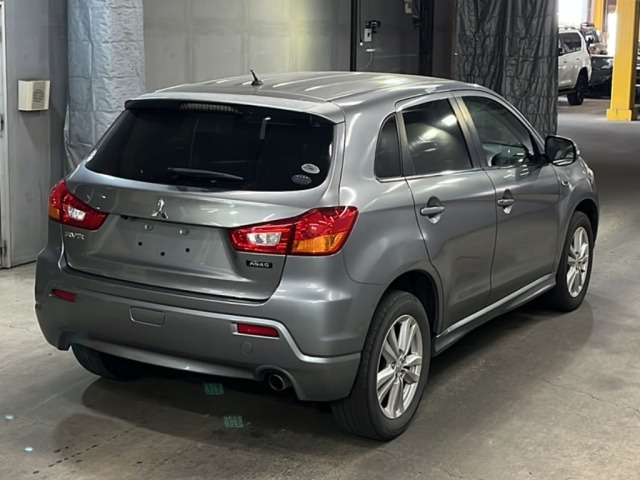 Mitsubishi RVR 2011 8086103-5